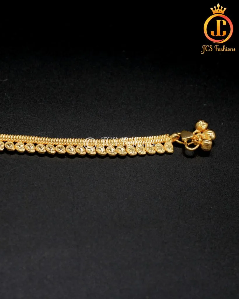 Chic 8.5" Gold Plated Anklet - Elegant and Timeless Style