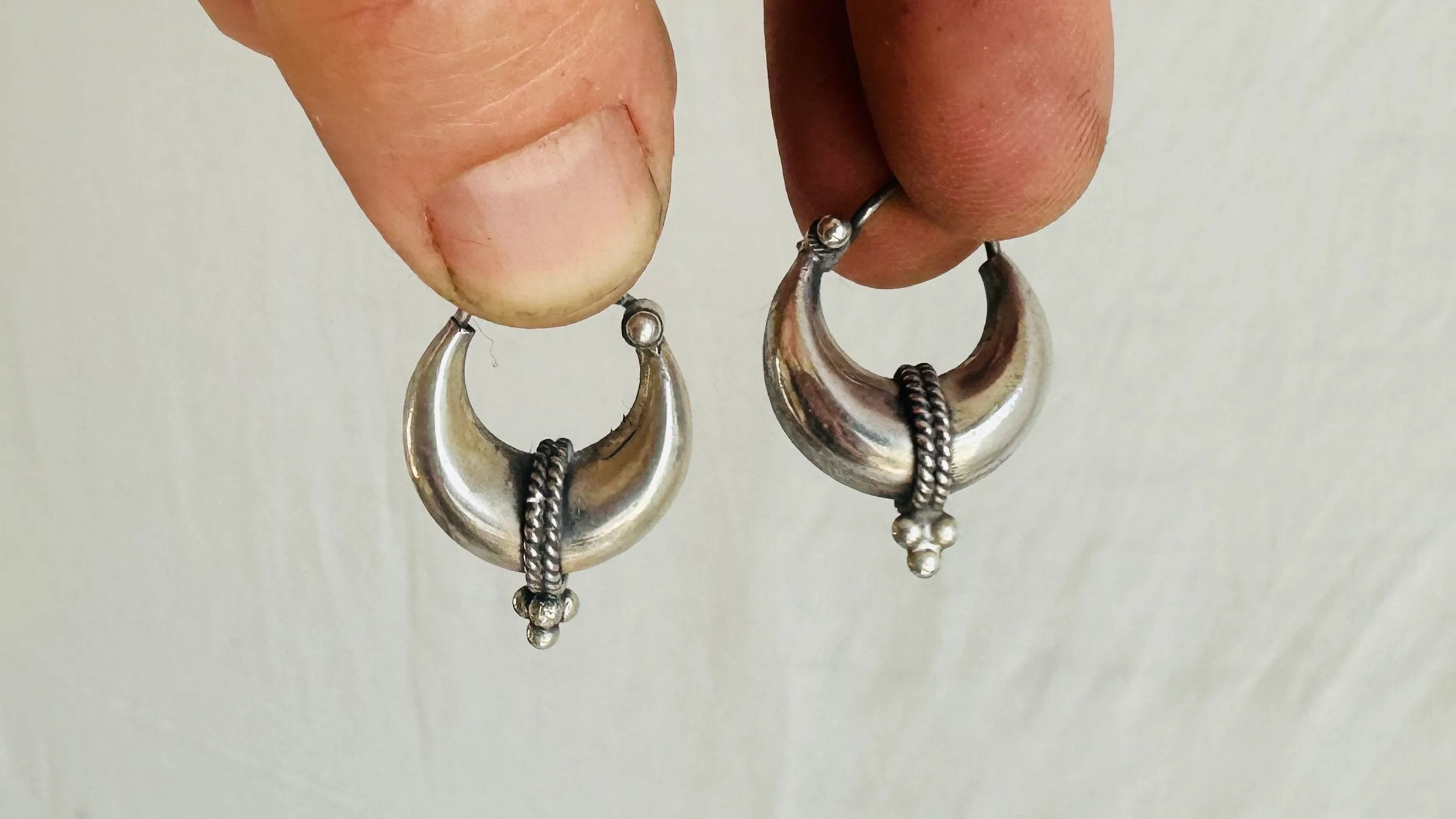 Fat Hoop Earrings India. Sterling Silver. 1077