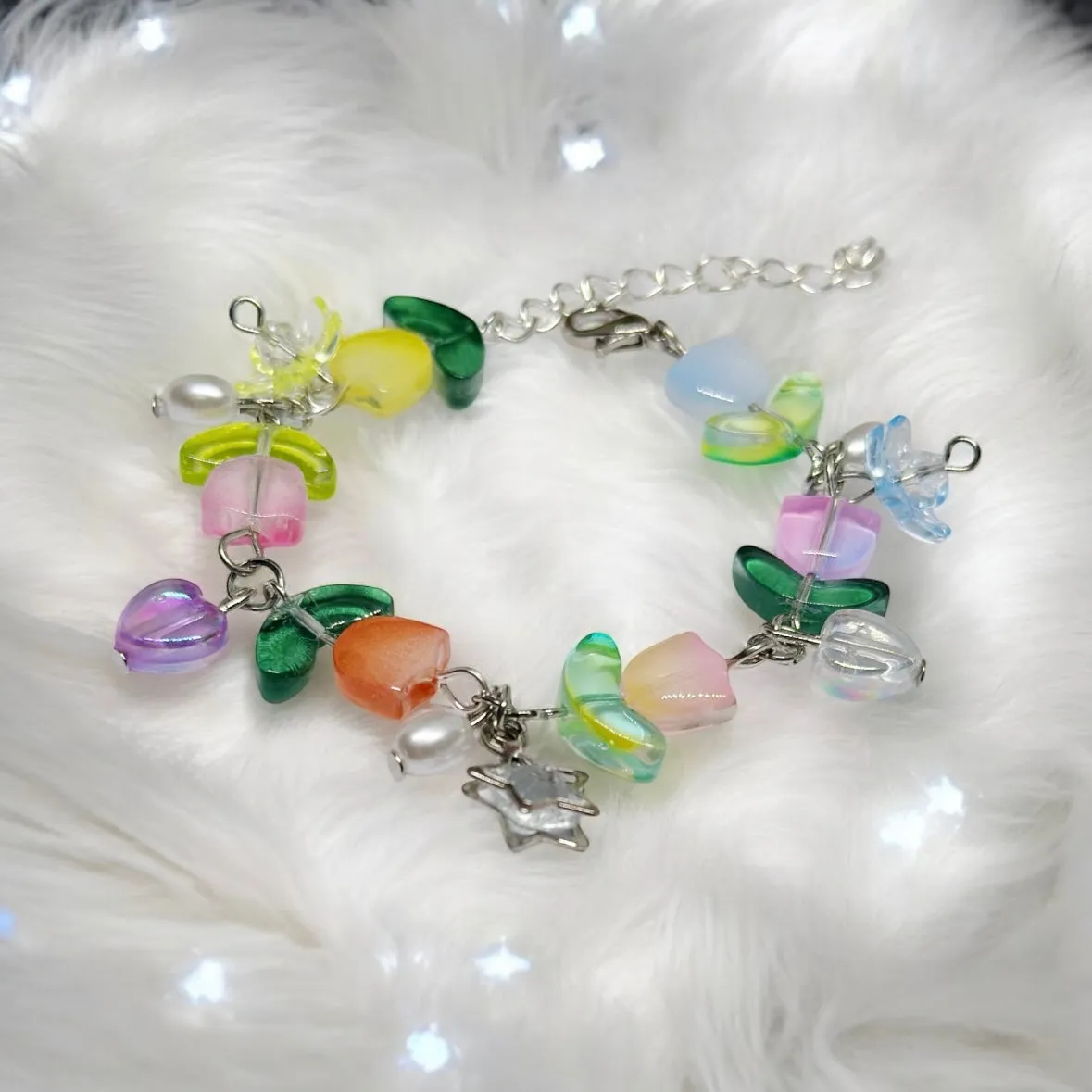 Floral Beaded bracelet with flower and leaf | colourful glitter bracelet | y2k 90s style