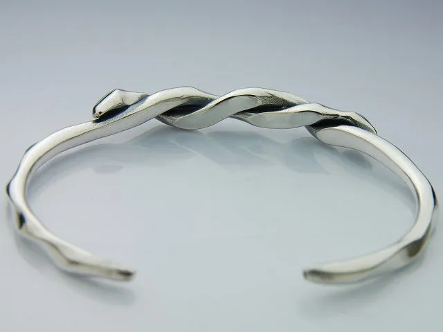 Hammerd Snake Bangle