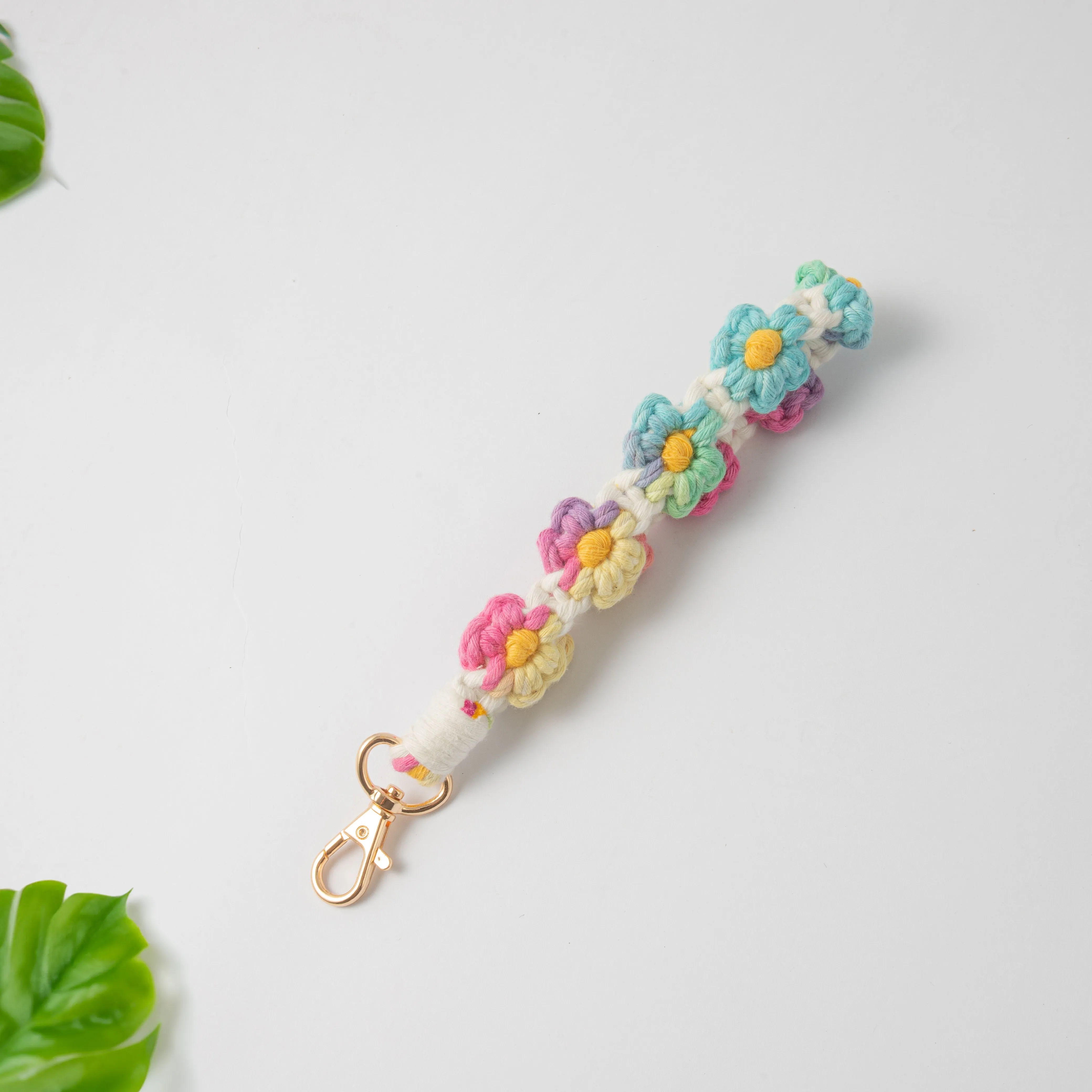 Handwoven Daisy Flower Style Keychain & Keyring