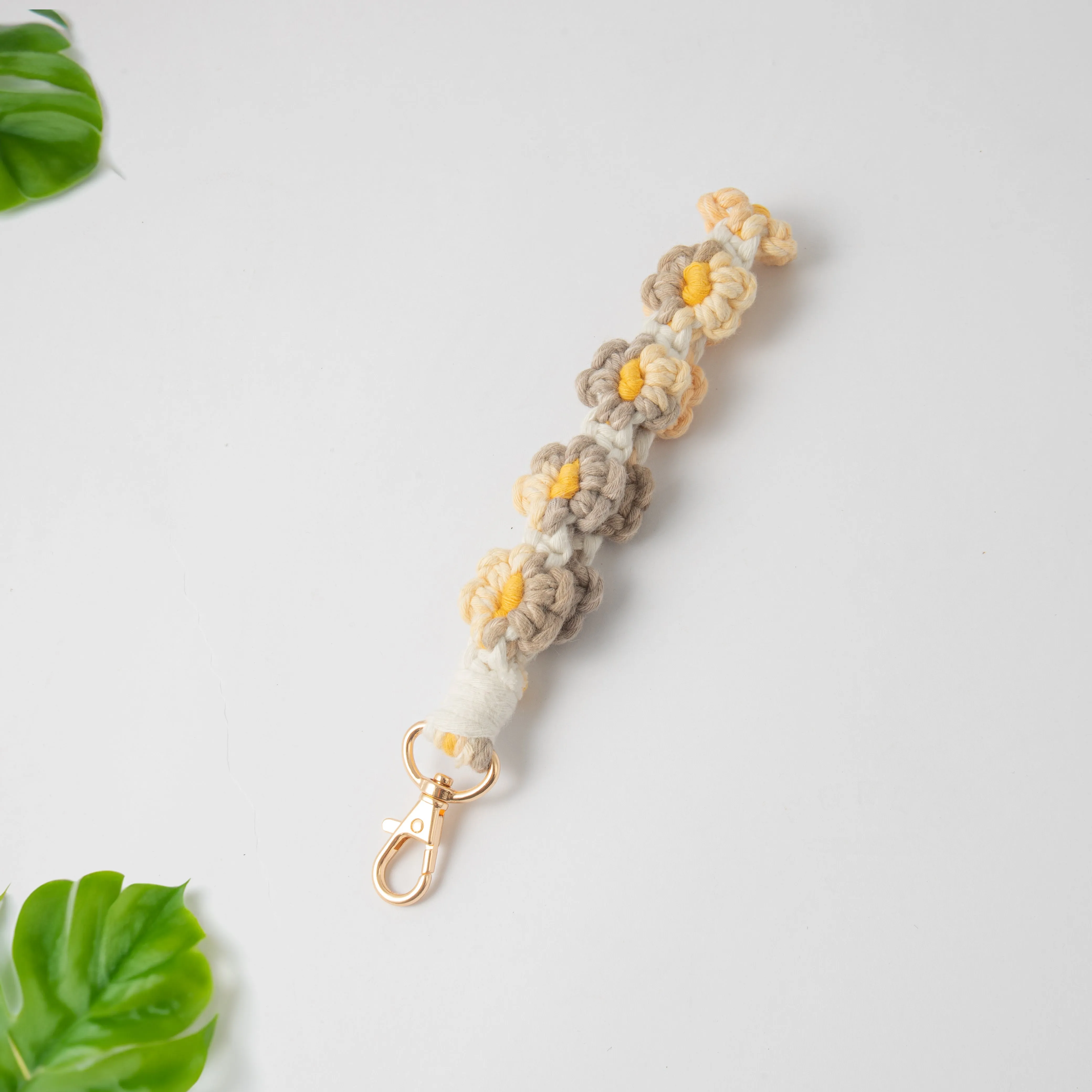 Handwoven Daisy Flower Style Keychain & Keyring