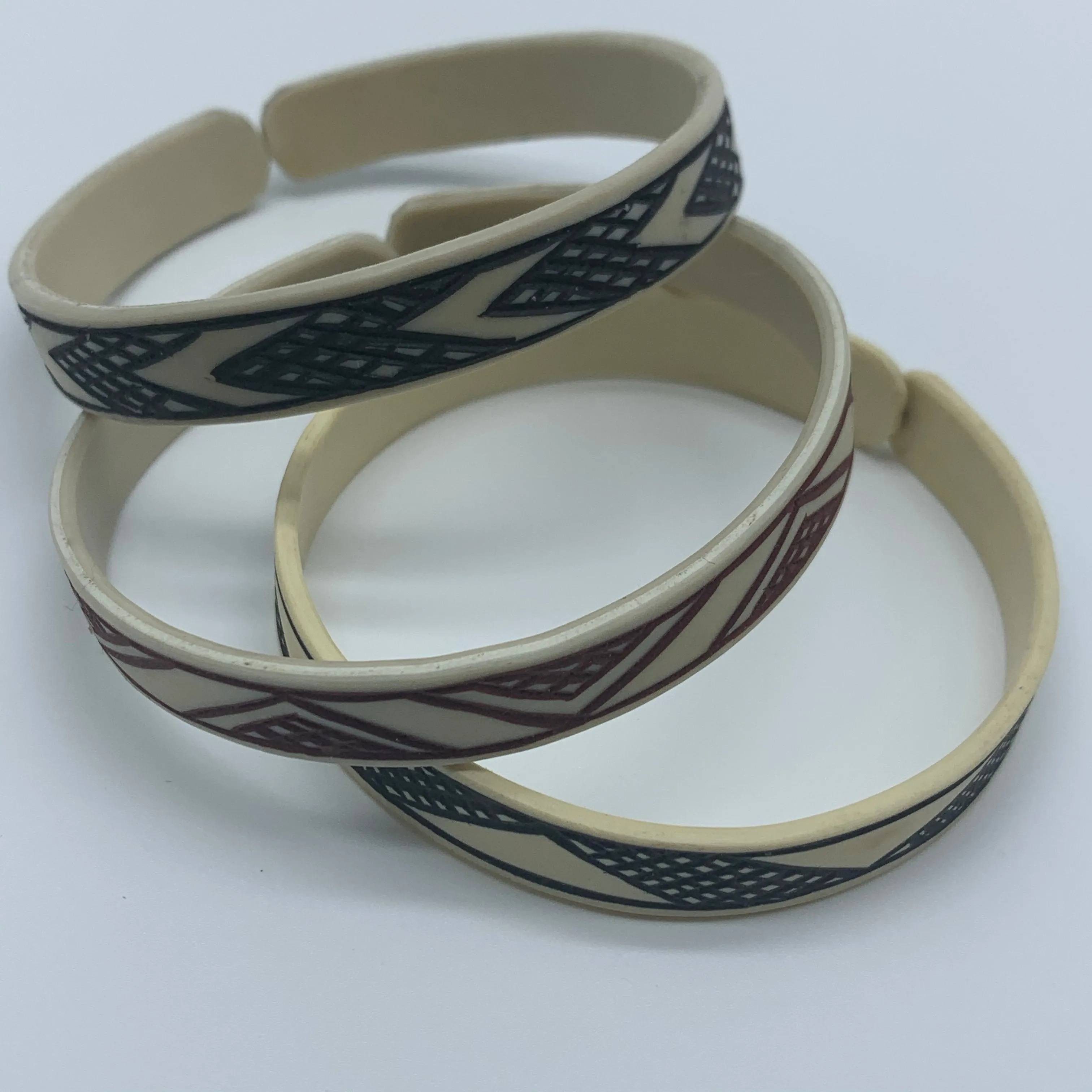 Himba Bangle-S Saimi Style