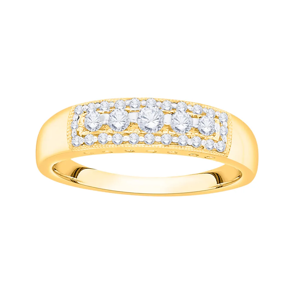 KATARINA Diamond Wedding Band (1/3 cttw)