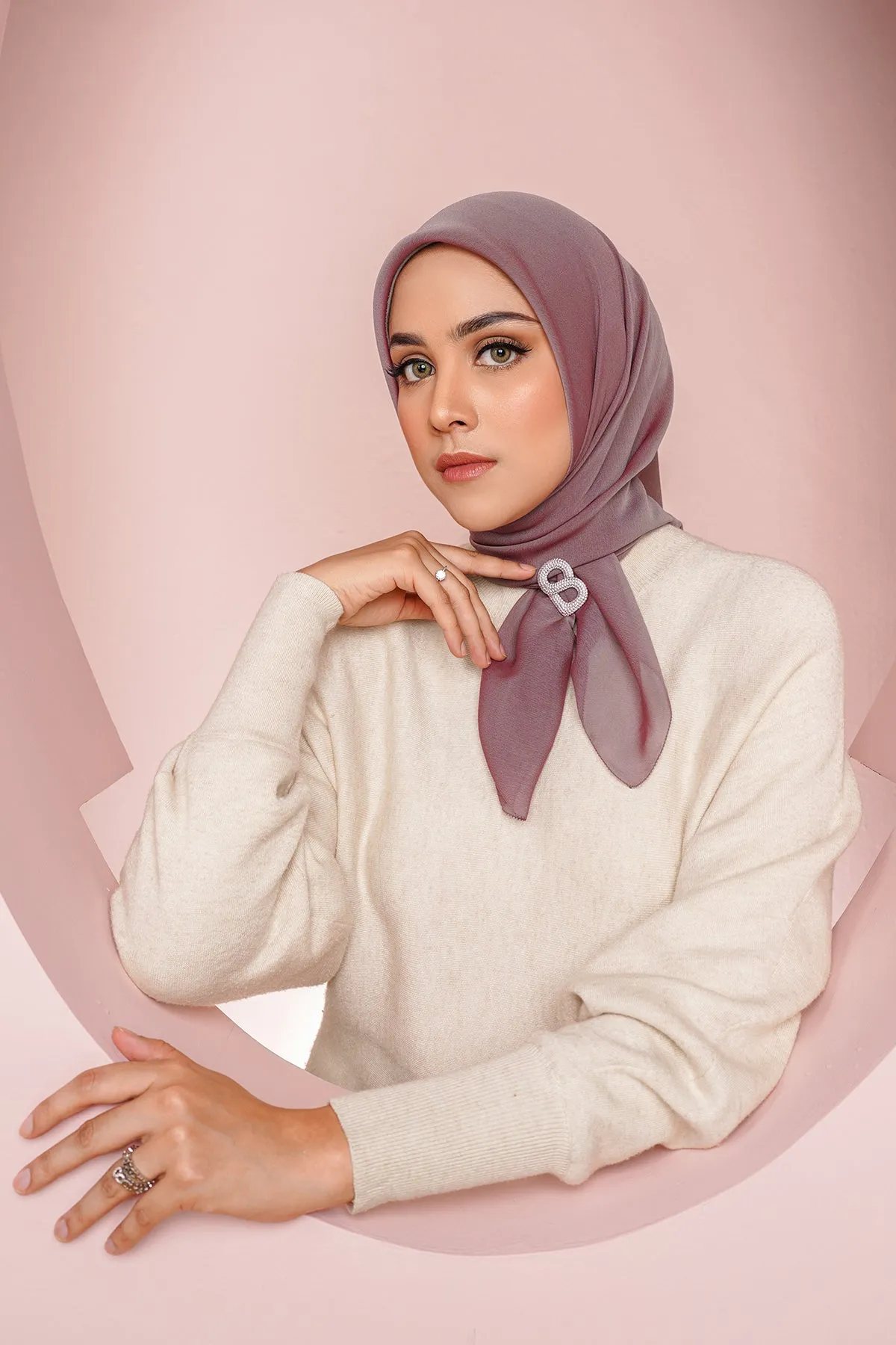 Kelly Square in Antique Mauve