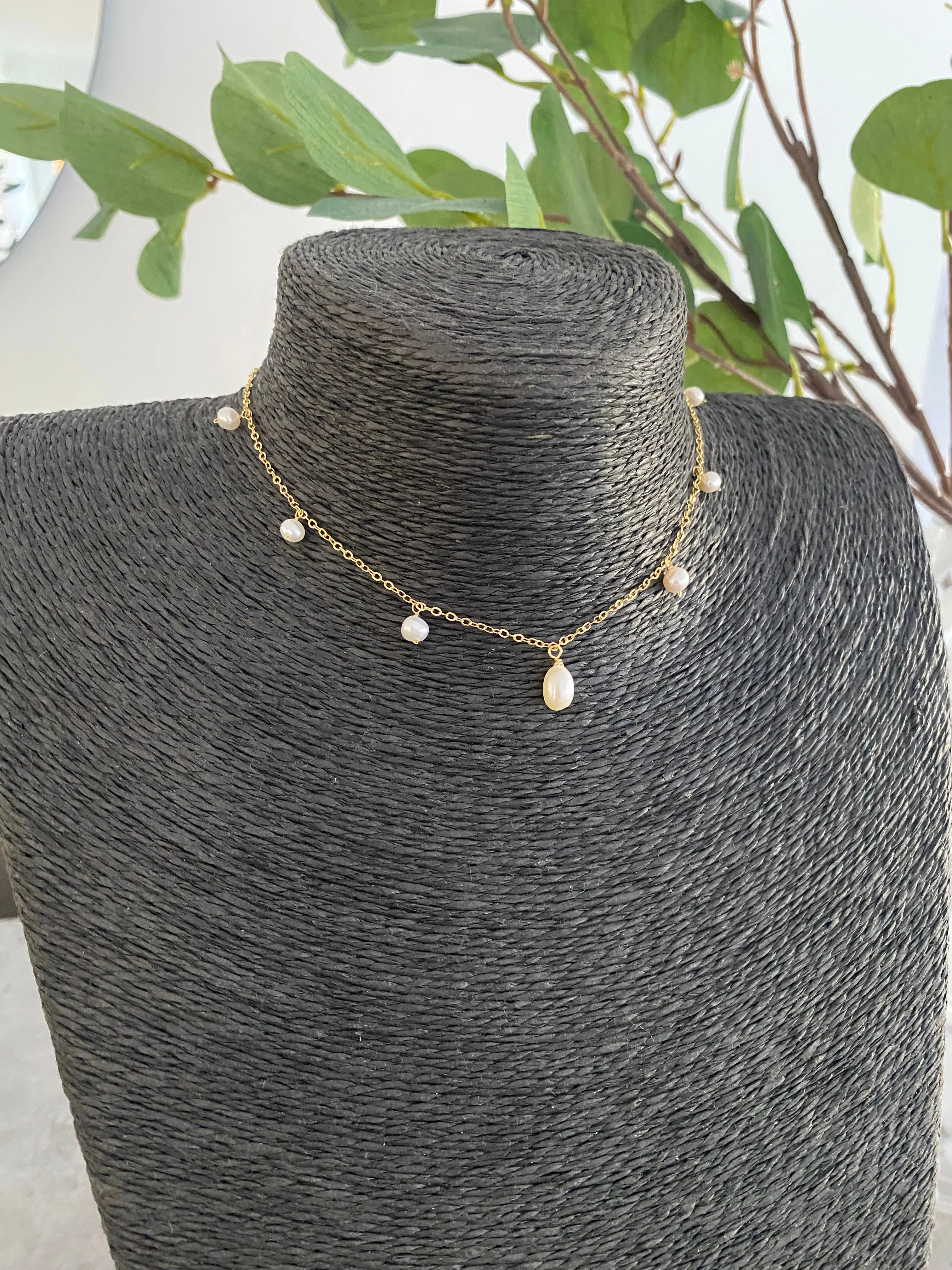 Pearl Choker - Gold