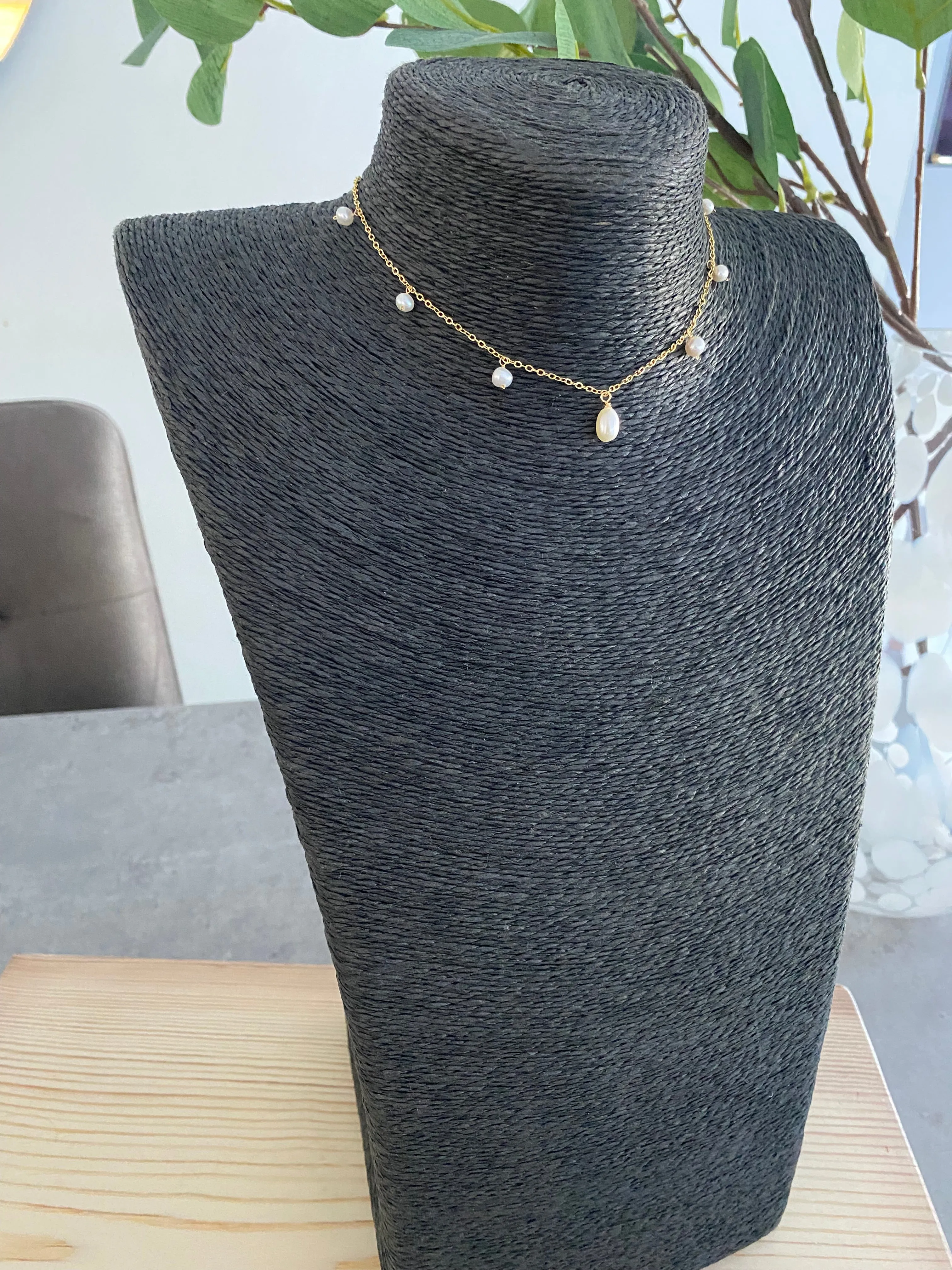 Pearl Choker - Gold