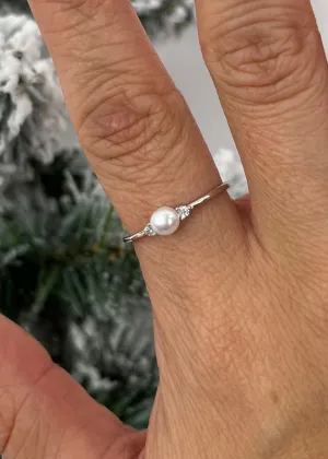 Pearl Rhinestone Ring ★ Silver