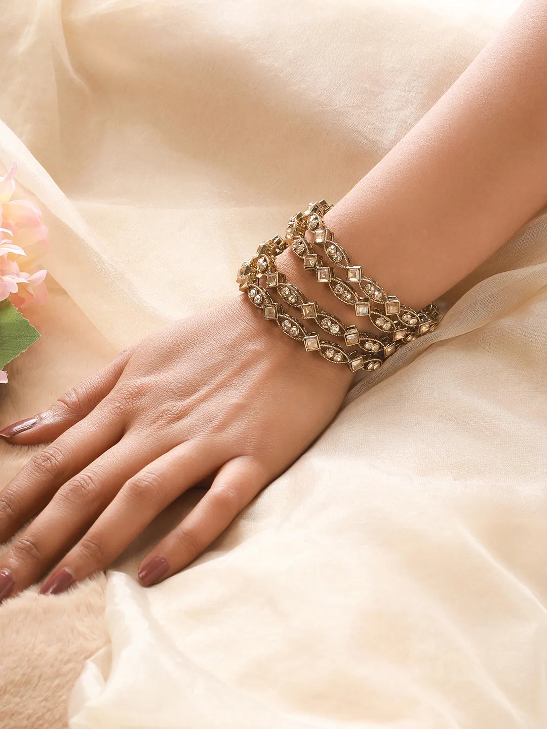 Set Of 4 Gold-Plated Pearl & Kundan Studded Bangles