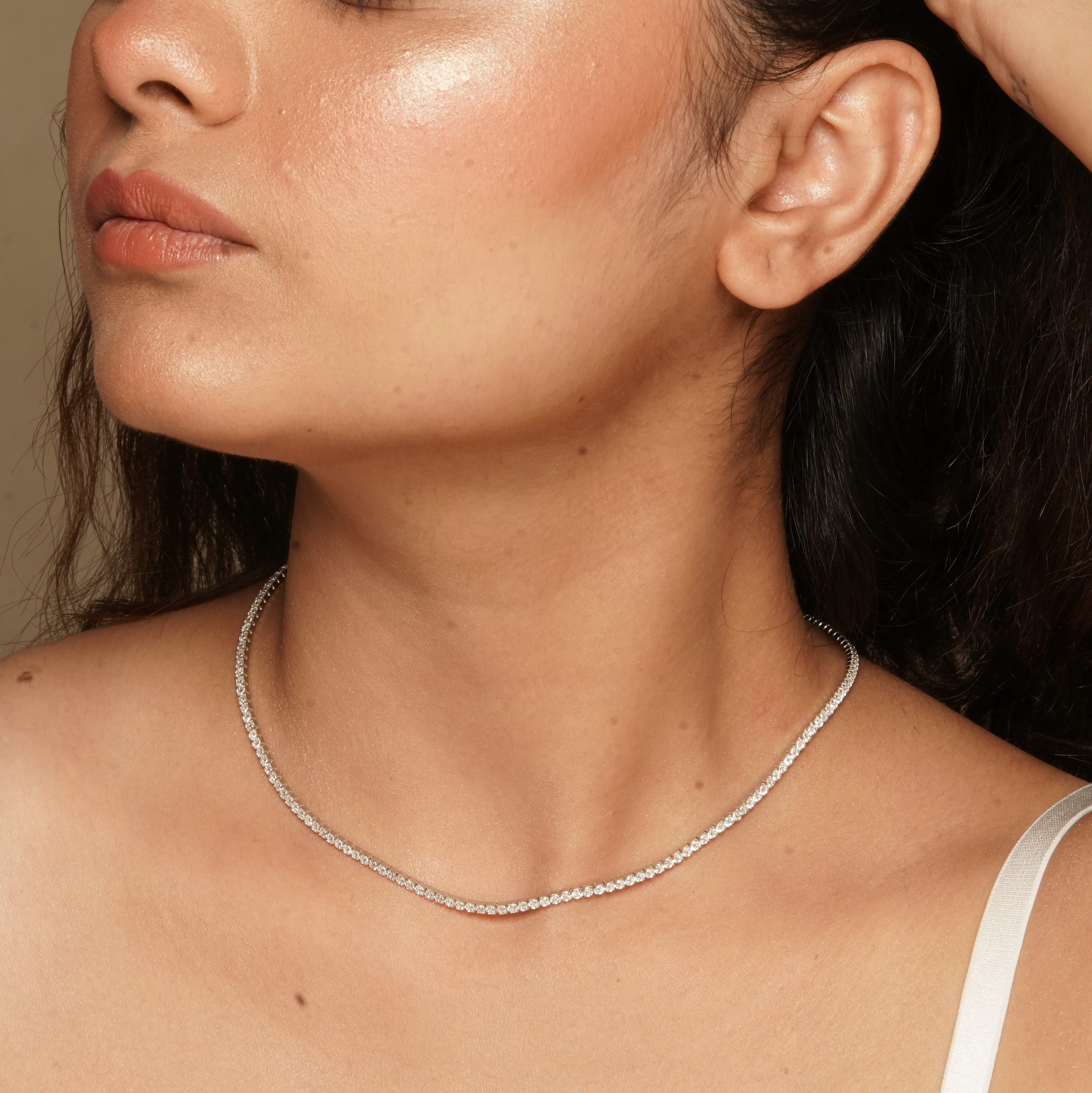 Shine Bright with OLLUU Silver Multi Diamonds Minimal Necklace | Sterling Silver Jewelry