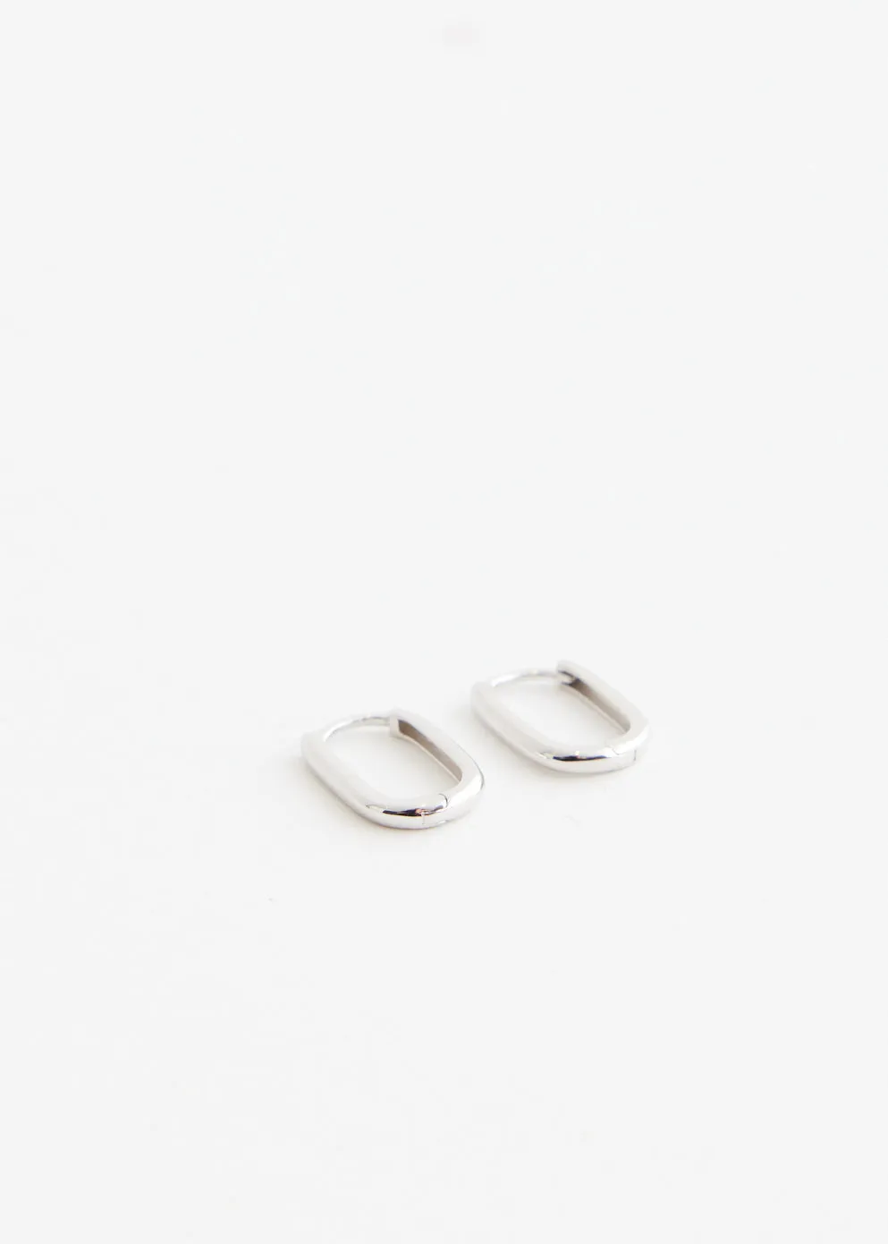 Squared Oval Hoops