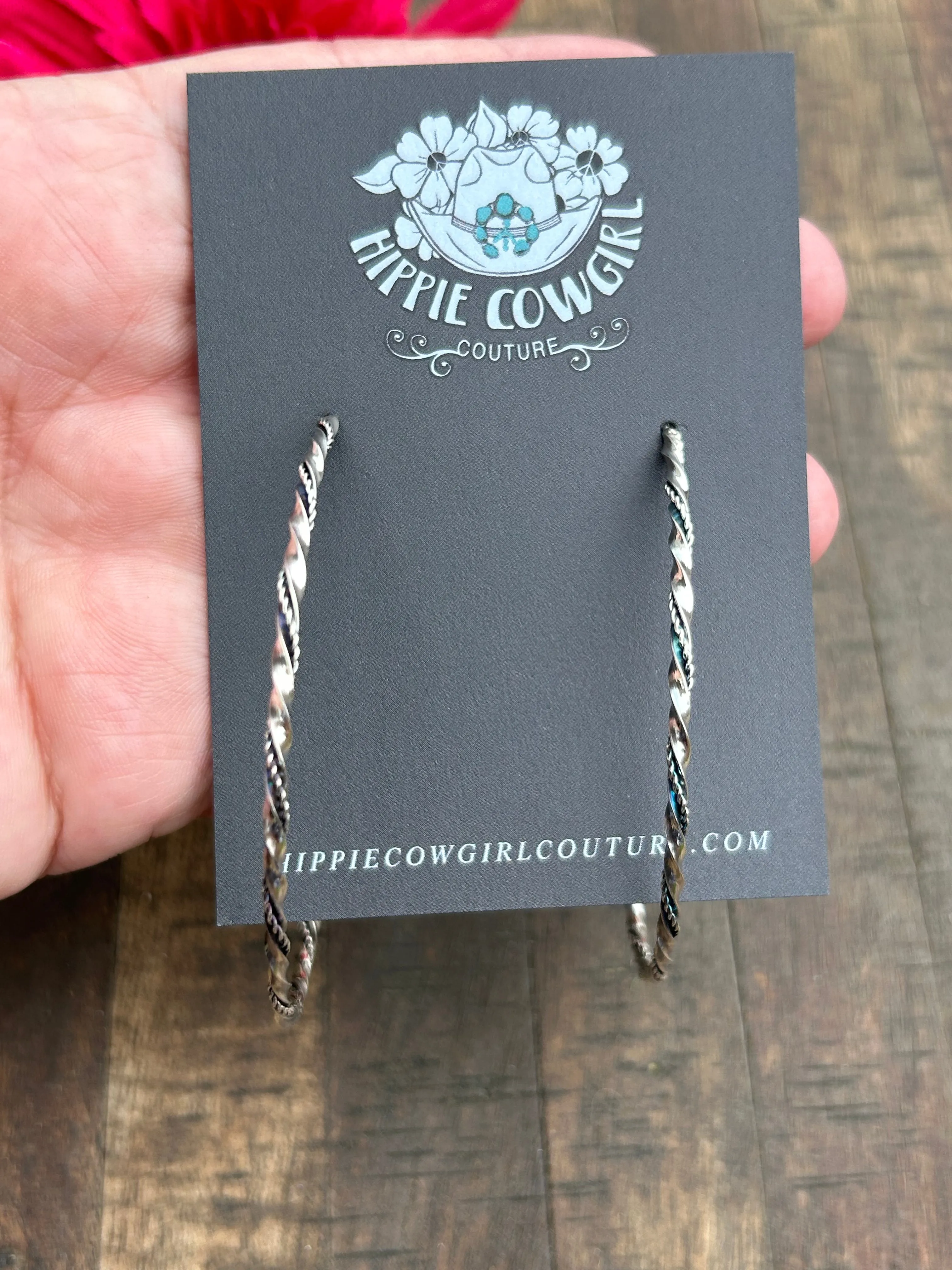 Twist Wire Hoops